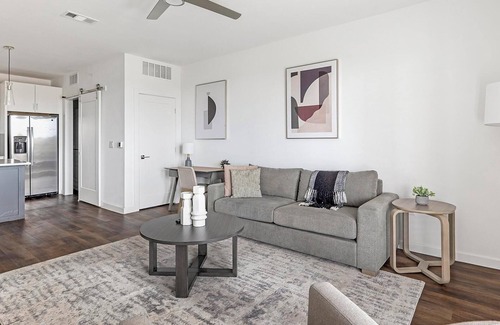 Austin Apartment | Landing | Modern 1BD, Pool, Clubhouse