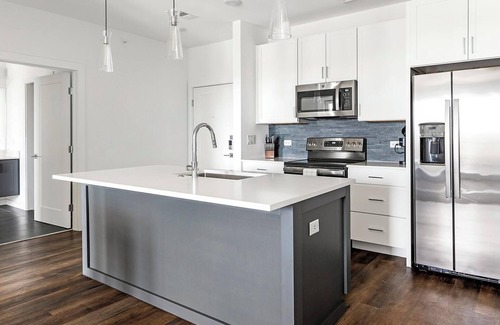 Austin Apartment | Landing | Modern 1BD, Pool, Clubhouse