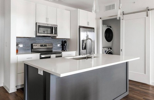 Austin Apartment | Landing | Modern 1BD, Pool, Clubhouse