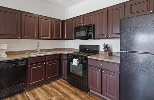 Las Vegas Apartment | Landing | Modern 1BD, Gym