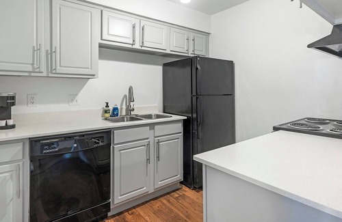 Windsor Park Apartment | Landing | Stunning 1BD, Gym