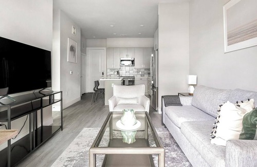 Round Rock Apartment | Landing | Stunning 1BD, Gym, Clubhouse