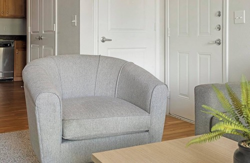 Sweetbriar Apartment | Landing | Stylish 1BD, Clubhouse, Gym