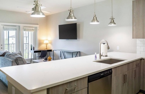 Fort Myers Apartment | Landing | Stylish 1BD, Gym, Clubhouse