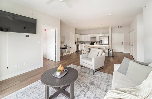 Willow Springs Apartment | Landing | Stylish 2BD, Clubhouse, Gym