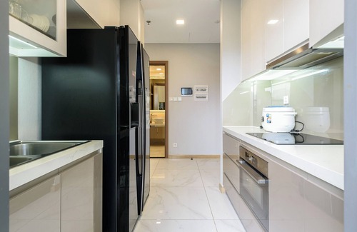 Hang Xanh Apartment | Landmark 81 Serviced Residences