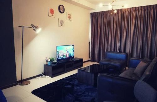Seri Tanjung Pinang Apartment | Landmark By Katana 3BR Glamorous Highrise Seaview Homestay Gurney无敌海景三房套房