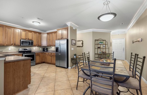 Osage Beach Condo | Lands' End V.I.P. 3 Suite Condo - Near Outlet Mall - Elevator, Wi-Fi, Water Park