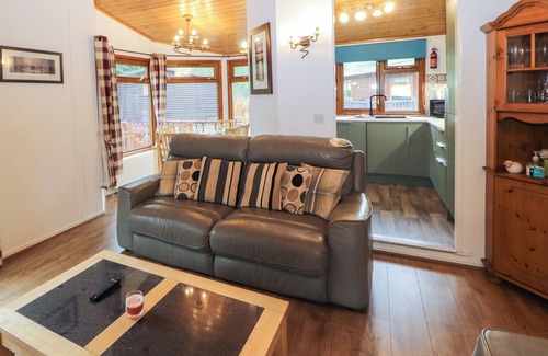 Troutbeck Bridge Cottage | LANGDALE LODGE 15, family friendly, with pool in White Cross Bay