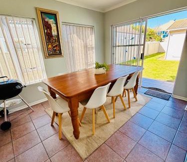 Langebaan House | Langebaan Country Club Self Catering 1A