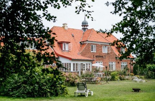 Sandvig House | Langebjerg Pension & Spisested