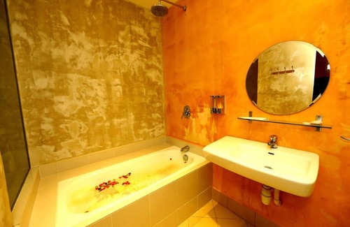 Taman Mewah Hotel | Langit-Langi Hotel Port Dickson