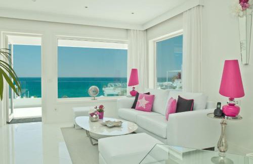 Puerto del Carmen Hotel | Lani's Suites de Luxe - Adults Only