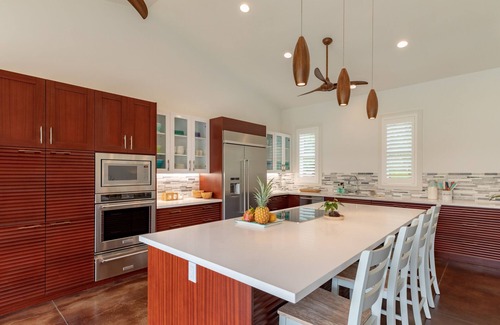 Lanikai House | Lanikai Breeze: Beautiful Private Home w/Pool, Yard & AC - Walk to the Beach