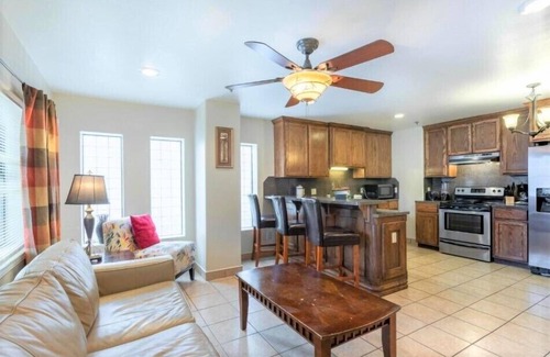 South Padre Island Condo | Lantana Retreat - Spacious 3BR w/Pool