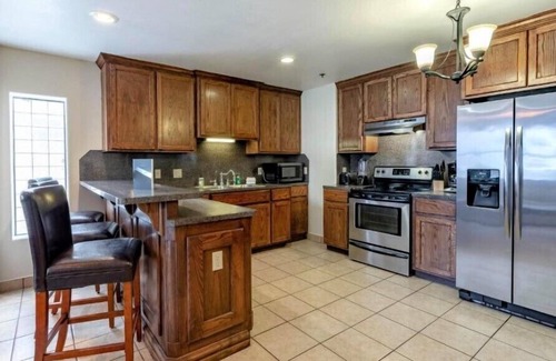 South Padre Island Condo | Lantana Retreat - Spacious 3BR w/Pool