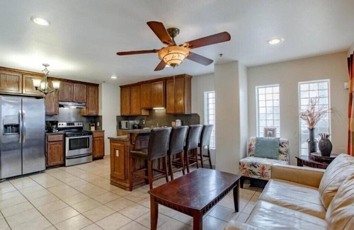 South Padre Island Condo | Lantana Retreat - Spacious 3BR w/Pool