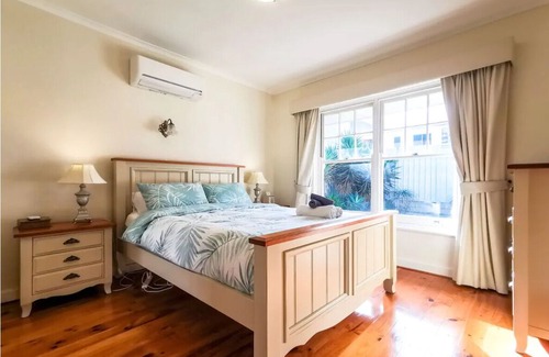 Glenelg North House | Lapin Castle in Glenelg North♥Sea&River✔