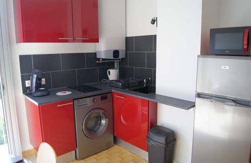 Cap d'Agde Apartment | Lara 5 - Large, quiet T2 parental room Private parking near the beach