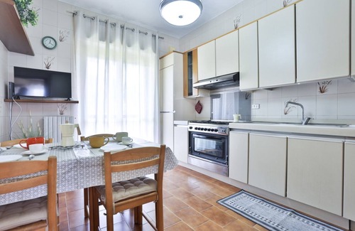 Salerno Apartment | Large 160 sqm apartment that can comfortably accommodate 8 people, thanks to three bedrooms, two bathrooms, two living rooms and a comfortable relaxation room. Two large terraces, one on each side of the apartment (about 20 sqm each), offer outdoor space