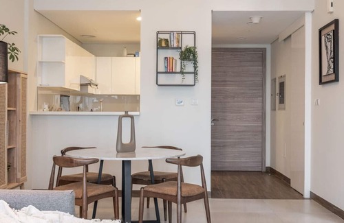 Al Quoz Apartment | Large 1BDR Luxury Living Business Bay