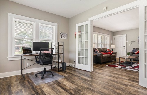 Canton Apartment | Large 2 Bedroom Apt in the Heart of Canton. Minutes to the HOF & both hospitals