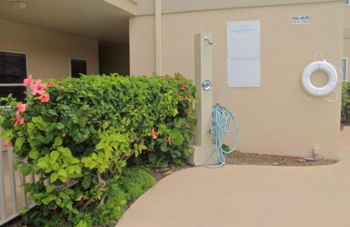 South Padre Island House | Large 3-Bed condo w tropical pool, close to beach!
