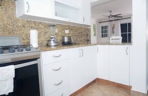 El Cortecito Apartment | Large 3 bedroom, 2 bathroom property conveniently located steps from the beach.