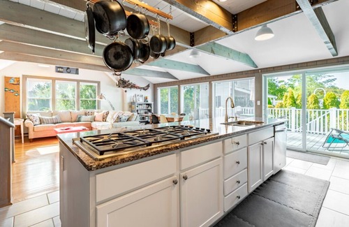 Provincetown House | Large 3 BR/2.5 Bath, Two Blocks from Town, Two Parking Spots, Monument View