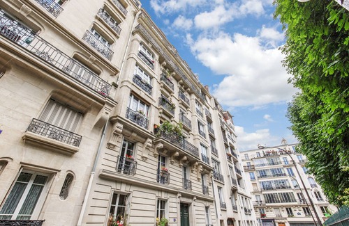 Epinettes Apartment | Large 3 room apartment with 2 double bedrooms/Paris 17th