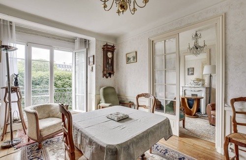 Epinettes Apartment | Large 3 room apartment with 2 double bedrooms/Paris 17th