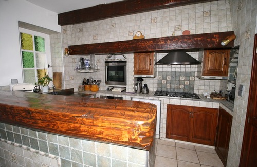 Gravieres Other | Large 3-star building with swimming pool sleeps 11