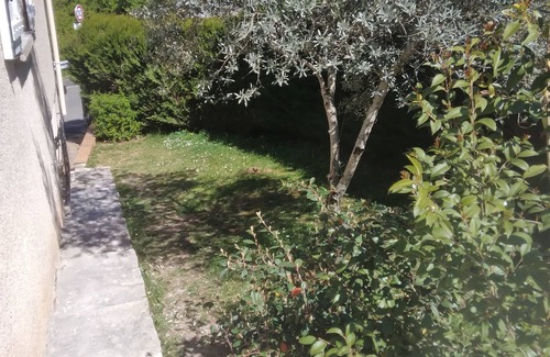 Cahors House | Large 4 double bedroom family home in the heart of Cahors