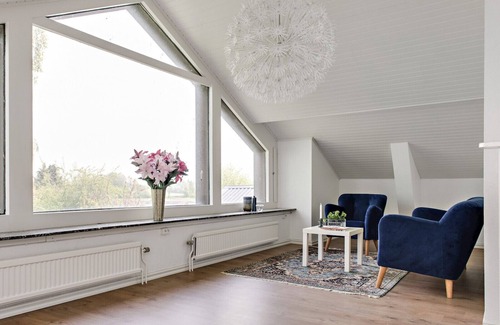 Onslunda Ski Chalet | Large and beautifully decorated pool house on Österlen | SE01010