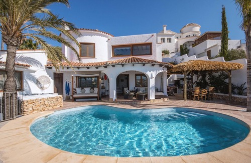 El Portet Villa | Large and comfortable villa with private pool in Moraira, on the Costa Blanca, Spain for 6 persons