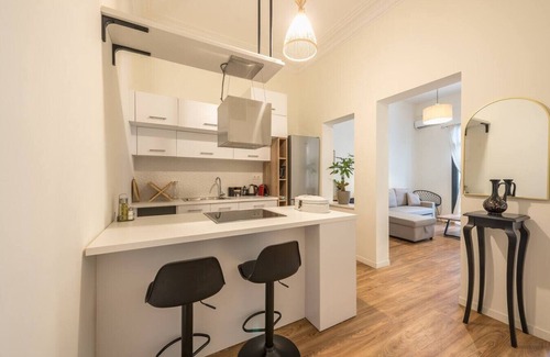 Pangrati Apartment | Large and Quiet Flat Near Top Sights