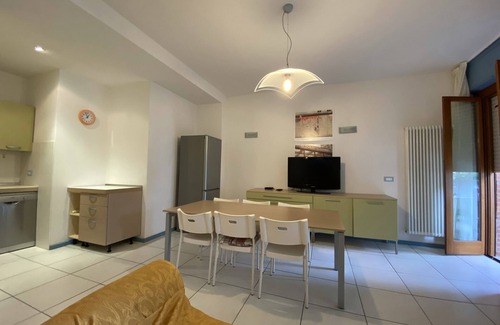 Lignano Pineta Apartment | Large apartment in the heart of Lignano + parking! Suitable for one or more families!