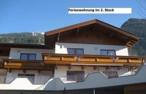 Ramsau im Zillertal Apartment | Large apartment: sunny, bright and quiet - modern - with a great view