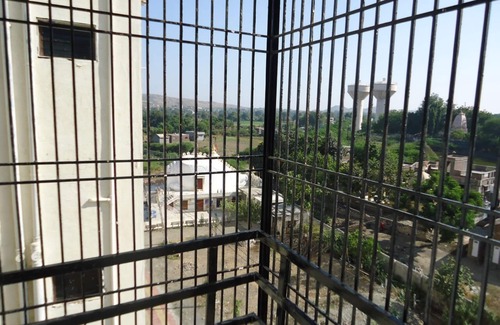 Palitana Apartment | Large Apartment at Taleti, Palitana surrounded by Jain Temples