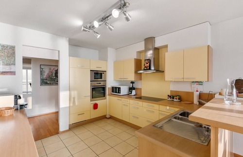 Montreux City Centre Apartment | Large apartment with amazing view on Lake Geneva