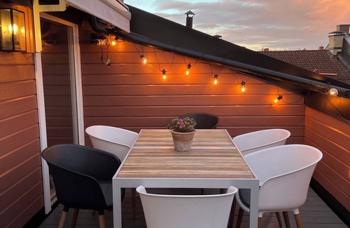 Grunerlokka Apartment | Large apartment with sunny roof terrace and parking