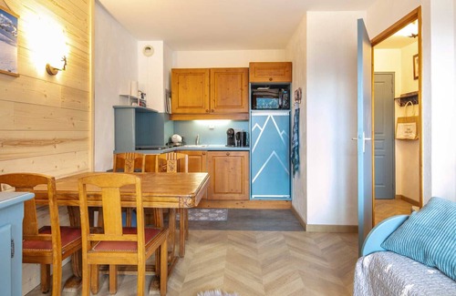 Valfrejus Apartment | Large apt for 4 pers ski-in ski-out