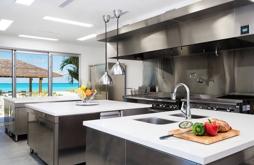 Leeward Settlement Villa | Large Beach Villa in Turks and Caicos
