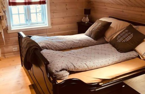Kvam House | Large beautiful log cabin near Norheimsund and Hardangerfjord