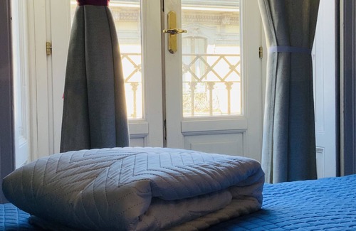 Porta Nuova Apartment | Large Blue Suite, Lazzaretto district, Milan