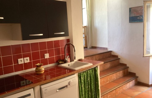 Bonifacio Apartment | Large, bright apartment on the medieval rampart, magnificent view of the port