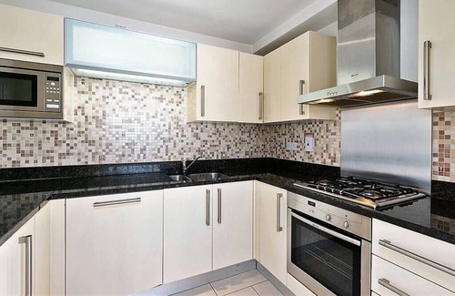 Dun Laoghaire Apartment | Large Bright Apartment by Dun Laoghaire Harbour