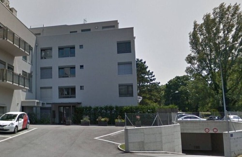 Vernier Apartment | Large, bright, modern studio in Geneva, close to transport and amenities.