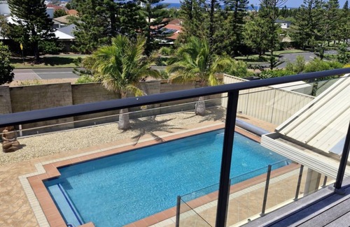 Shell Cove House | Large Coastal Retreat with Saltwater Pool Shell Cove