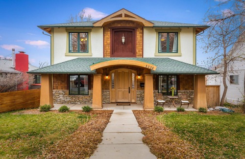 Whittier House | Large Comfortable home with Flatiron views